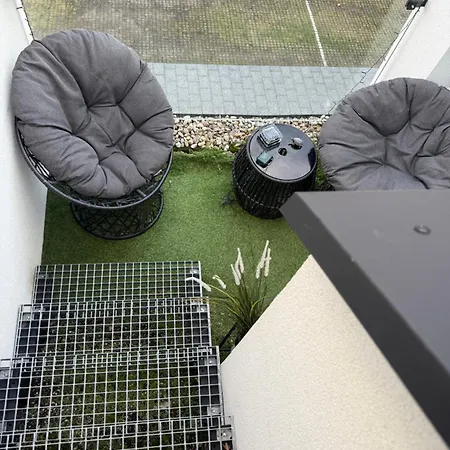 Luksusowy 60 M Z Jacuzzi Oraz Z Ogrodkiem Na Dachu Na Wylacznosc ! Apartament Kraków